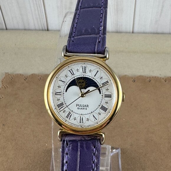 Vintage Pulsar Moon Phase Gold Tone Watch Lavender Embossed Leather Strap - Picture 2 of 7